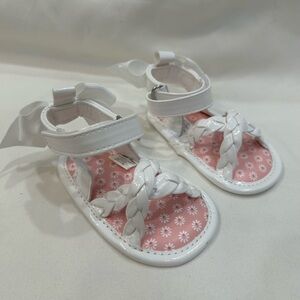 First Steps Baby Girl White Braided Sandal Crib Shoes size 0-3 months